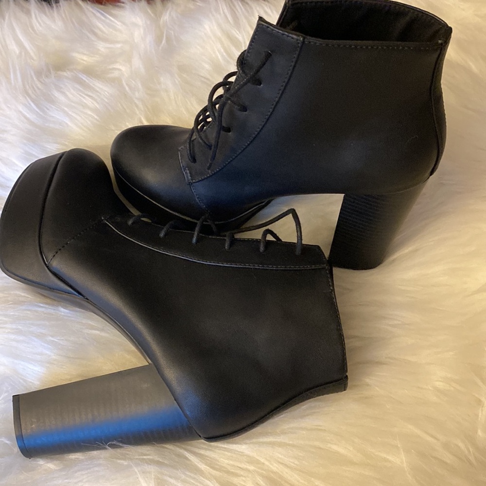 H&M high heel boots, size 39.